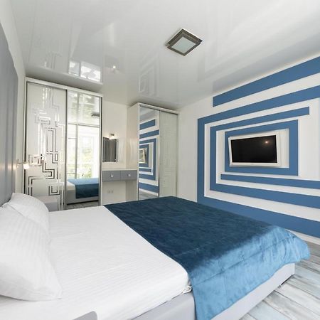 Flat24 On Lesi Ukrainki 3 Lejlighed Kiev Eksteriør billede